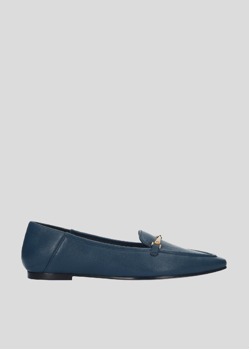 lola cruz CLOVER FLAT