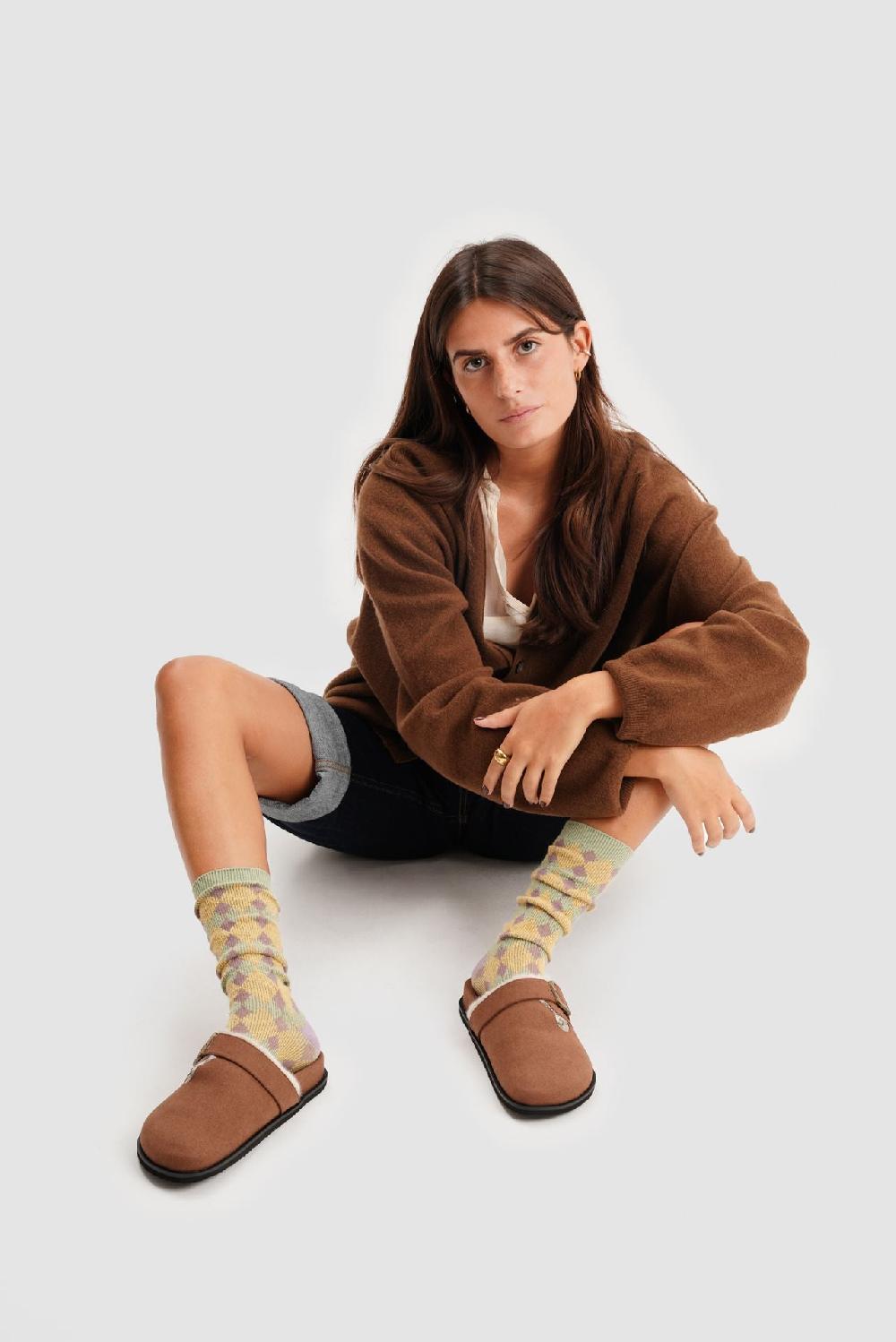 paez CLOG VEGAN SUEDE CAMEL Descuentos del mes