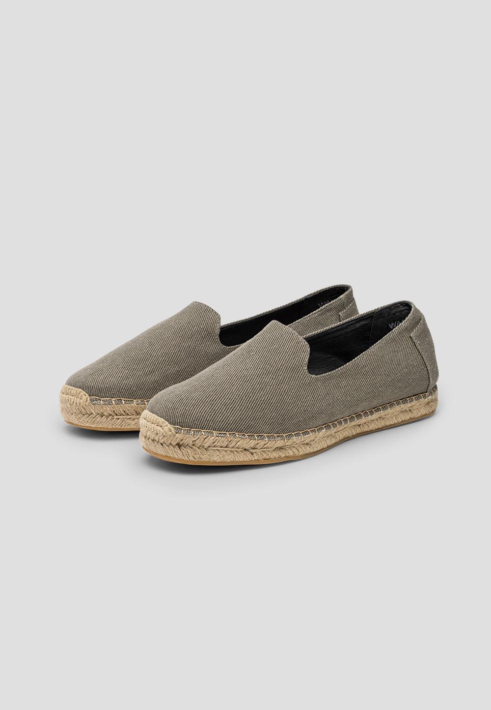 paez MOC ESSENTIAL GREY Últimos 3 días