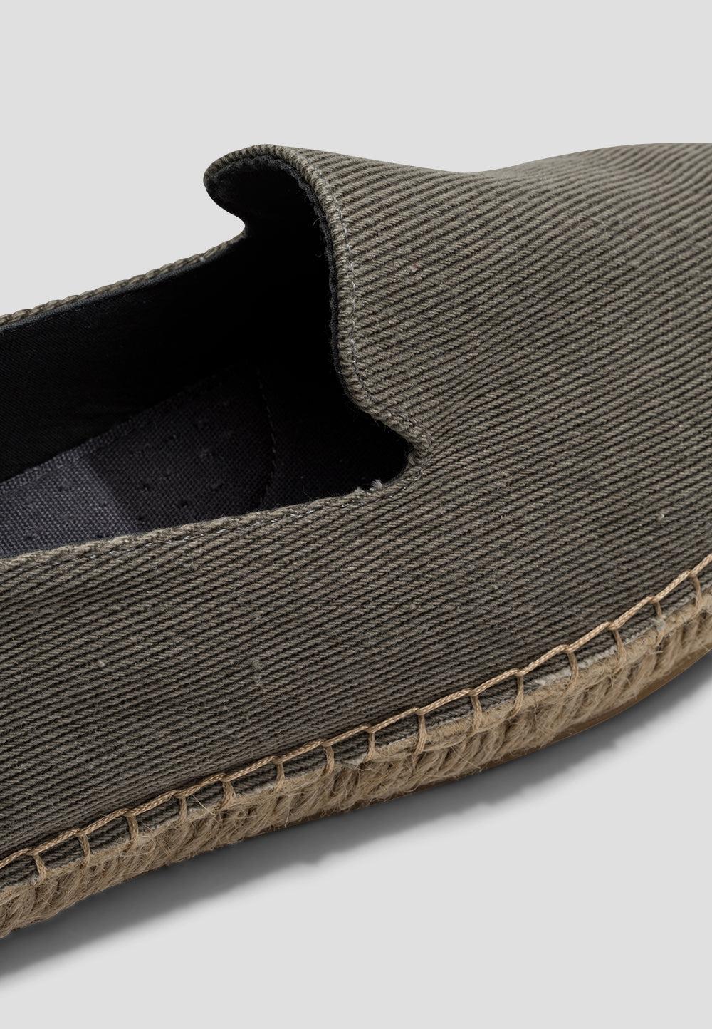 paez MOC ESSENTIAL GREY Últimos 3 días