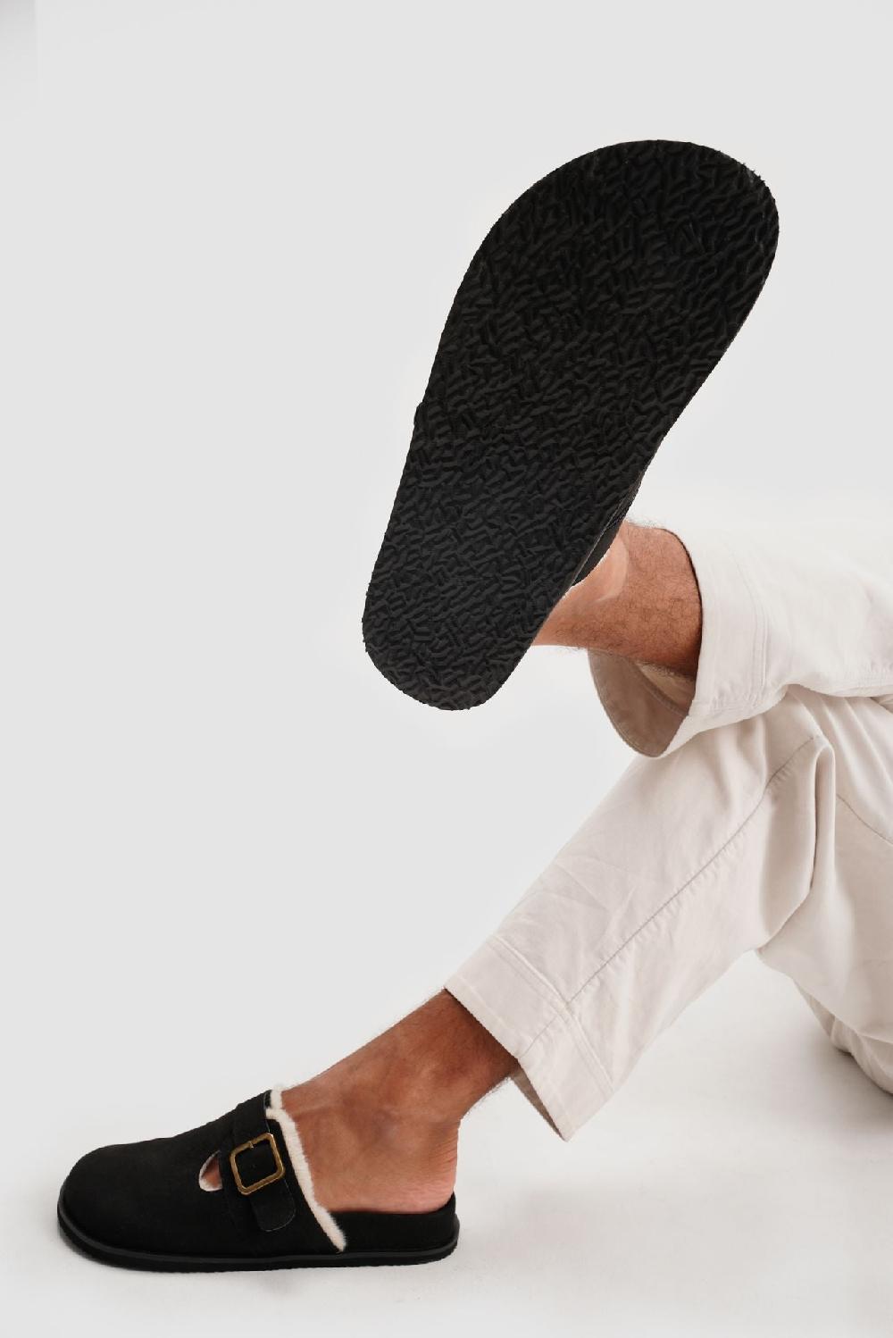paez CLOG VEGAN SUEDE TRUFFLED BLACK Precios de Black Friday