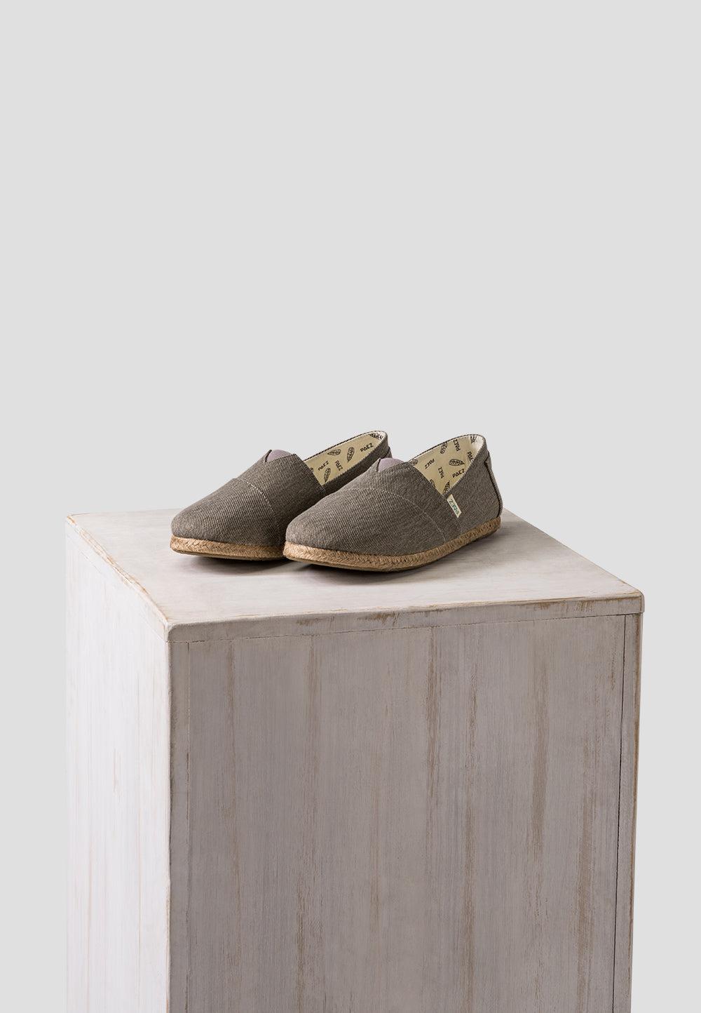 paez CLASSIC ESSENTIAL GREY Grandes ahorros