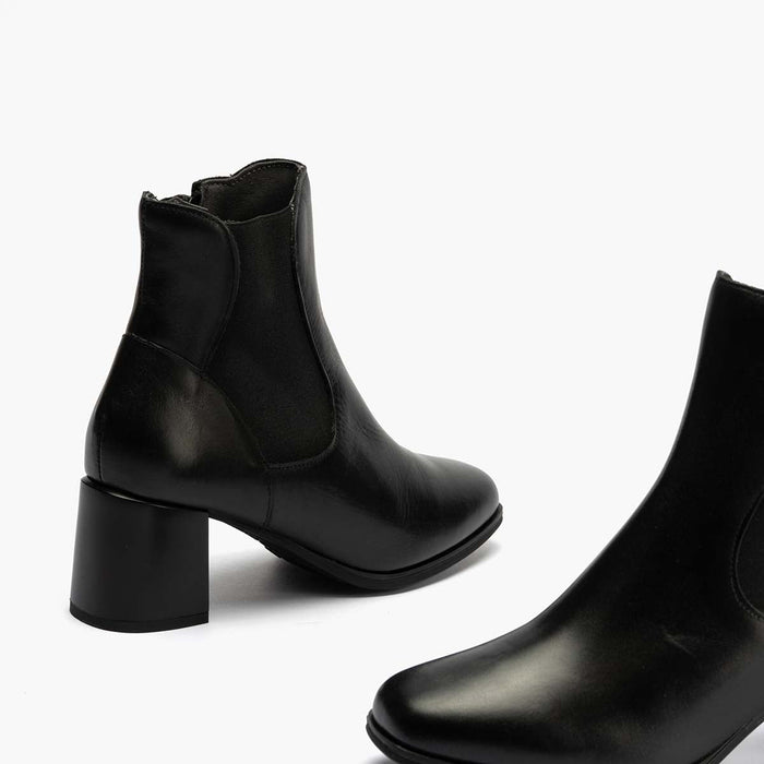 pitillos Botín Chelsea de mujer color negro Los más vendidos
