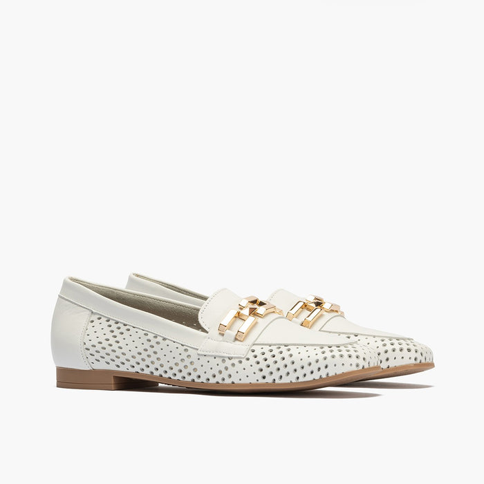 pitillos Mocasines de mujer en piel picados con adorno y tacón bajo BLANCO Grandes ahorros