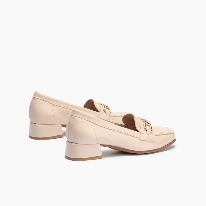 pitillos Mocasines de mujer en piel y adorno cadena metálica y tacón ROSA Rebajas online