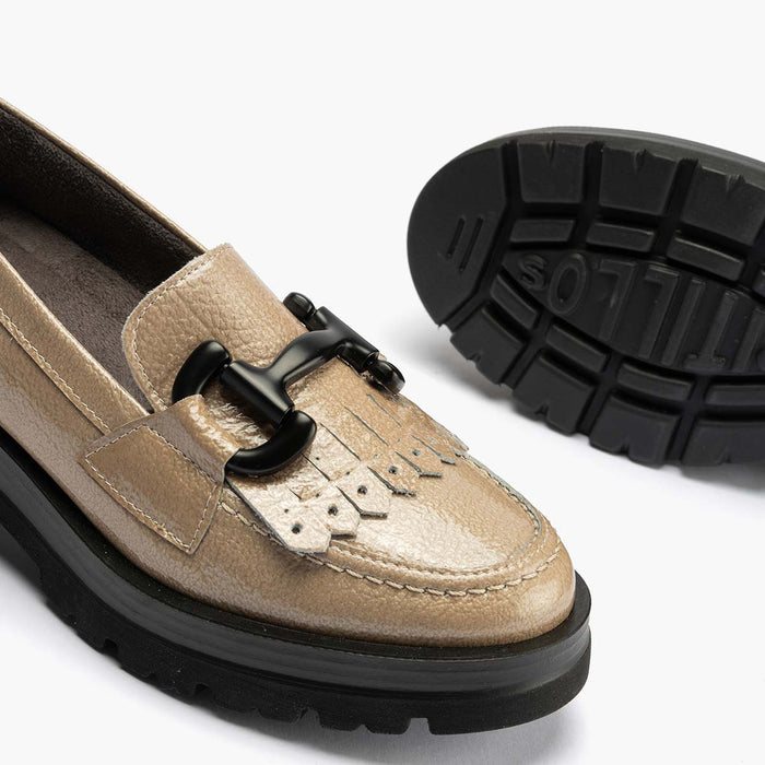 pitillos Mocasín en Charol mujer color piedra Oferta exclusiva