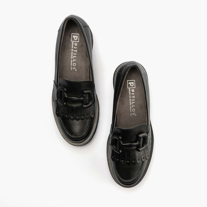 pitillos Mocasín en Napa con Flecos de mujer color negro 2025