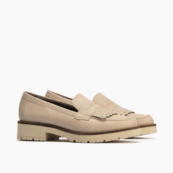 pitillos Mocasín Flecos de mujer color piedra