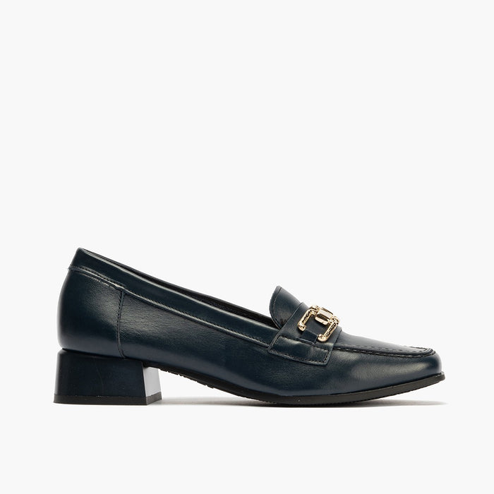pitillos Mocasines de mujer en piel y adorno cadena metálica y tacón AZUL Solo hoy