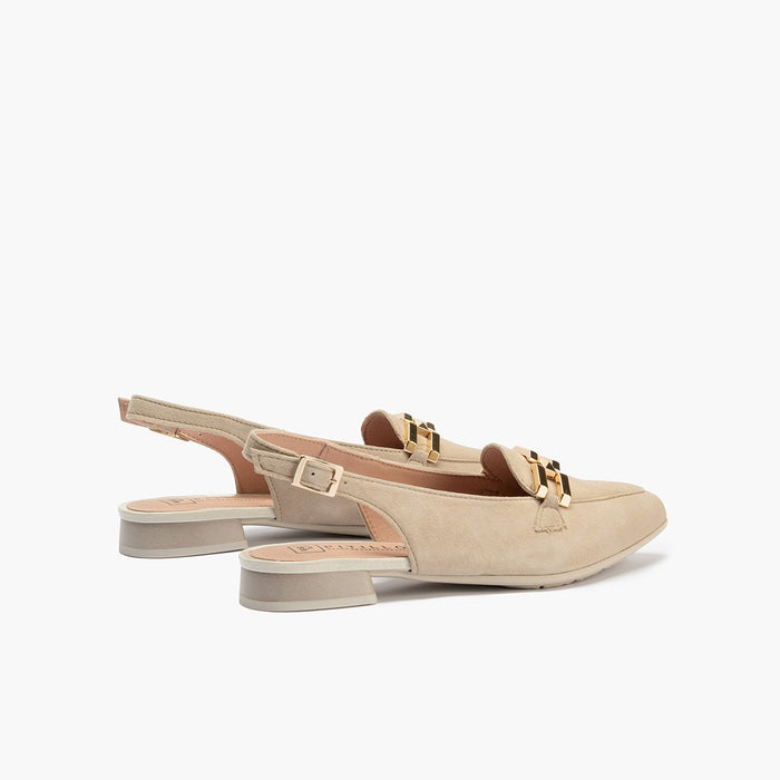 pitillos Mocasines de mujer destalonados en piel ante con adorno cadena metálica BLANCO Descuento por venta flash