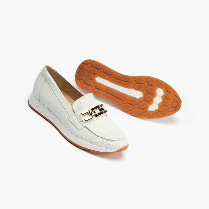 pitillos Mocasines de mujer con adorno cadena metálica BLANCO Precio ultrabajo
