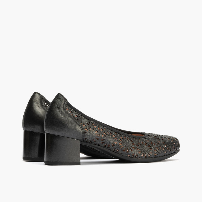 pitillos Zapatos de salón de mujer con piel picada y tacón medio NEGRO Los más vendidos