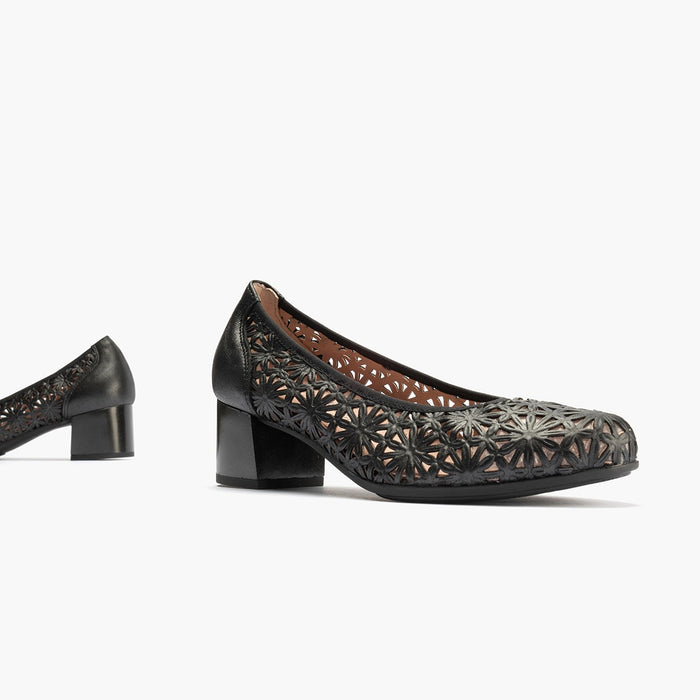 pitillos Zapatos de salón de mujer con piel picada y tacón medio NEGRO Los más vendidos