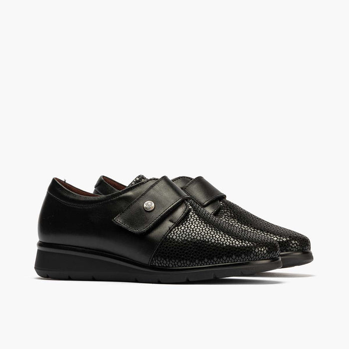 pitillos Blucher Correa mujer color negro