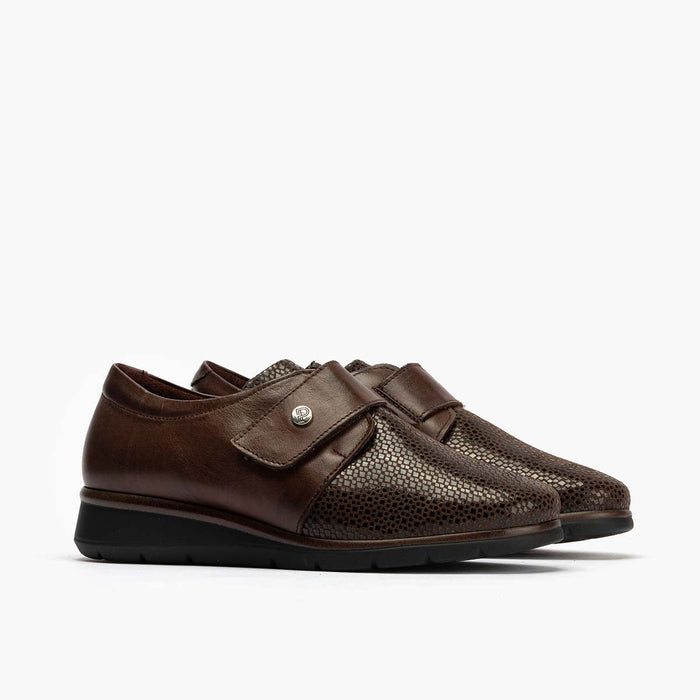 pitillos Blucher Correa para mujer color marrón