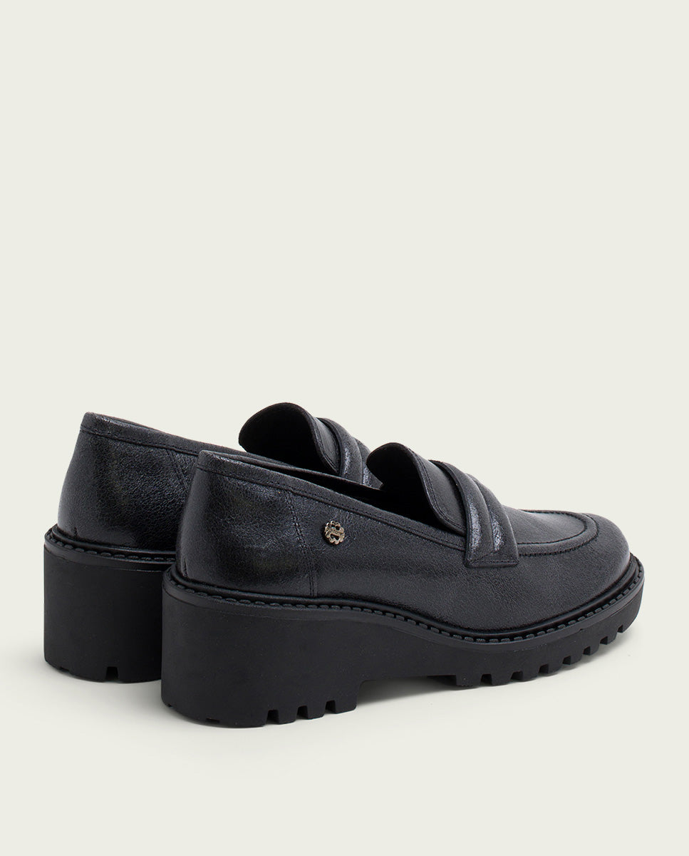 porronet MOCASINES DE PIEL CON CUÑA NEGRA LARI Grandes ahorros