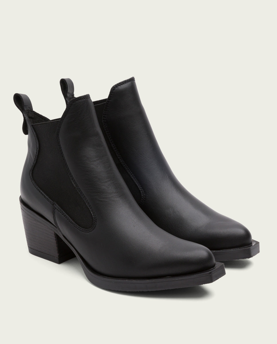 porronet BOTINES COWBOY DE PIEL NEGRA CON ELÁSTICOS HADDIE Últimos 3 días