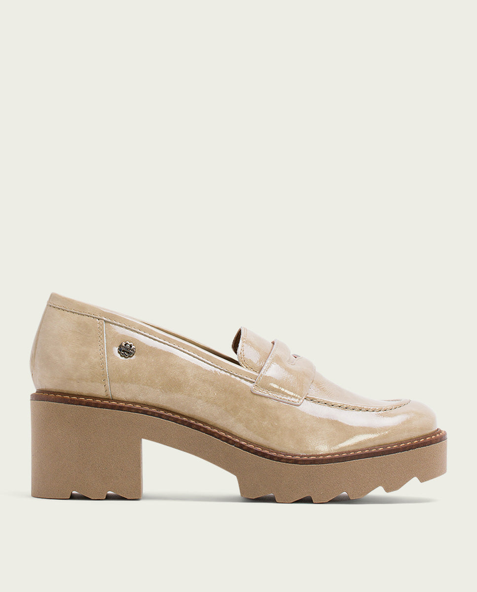 porronet MOCASINES DE PIEL CHAROL CON TACÓN TAUPE MADDY