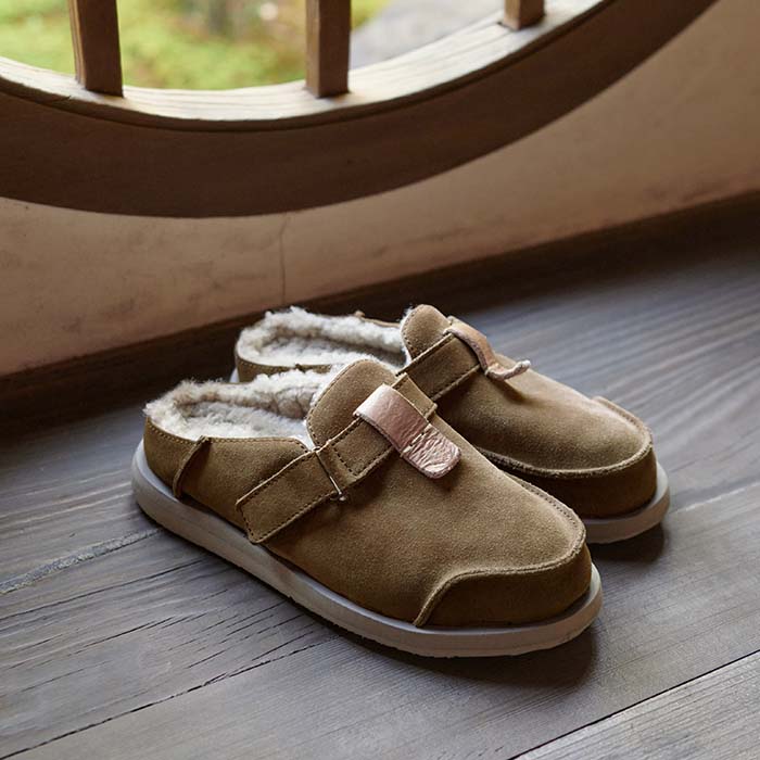satorisan Uwabaki Clog Strap Suede Solo hoy
