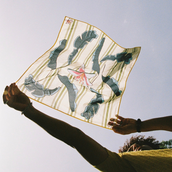 saye Bandana - Flower & Leaf Devoluciones gratuitas