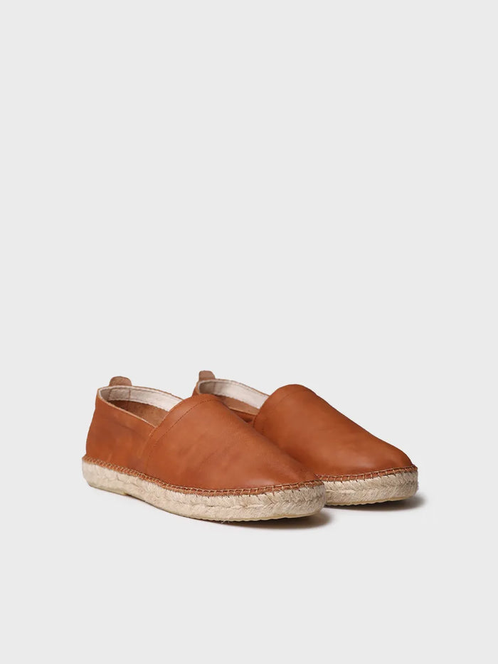 toni pons MINO - Alpargata cerrada de hombre en piel con suela de yute | MINO En oferta