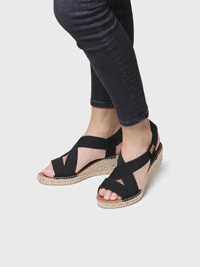 toni pons TURA-TR - Sandalia de cuña con tiras elásticas en color Crudo | TURA-TR Rebajas top