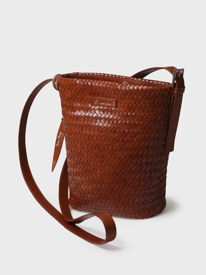toni pons SALLY - Bolso bombonera en cuero trenzado con tira ajustable | SALLY Promoción por tiempo limitado