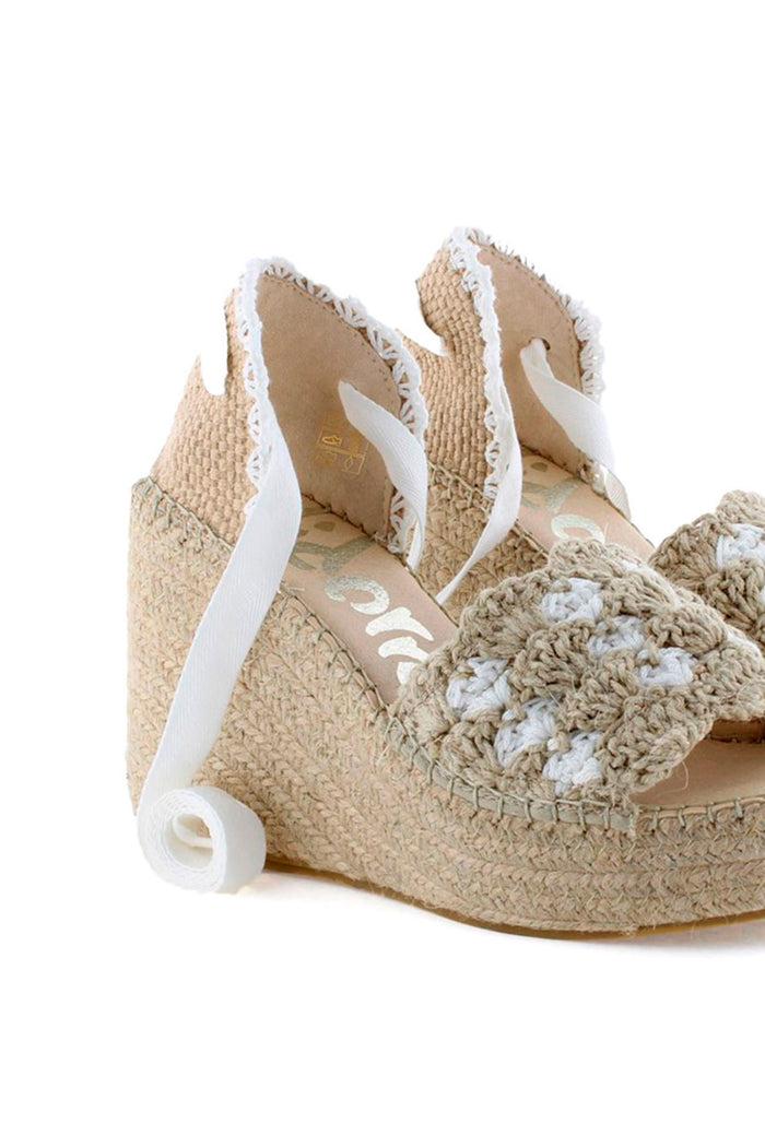 vidorreta Sandalia cintas ganchillo fluor blanco En oferta