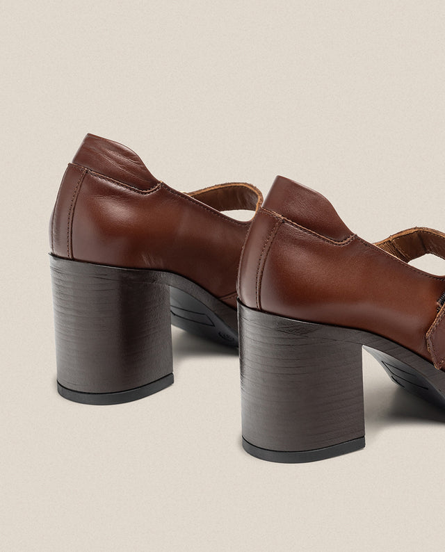 yokono Zapato de tacón KOLIN-010 marrón Solo queda un día