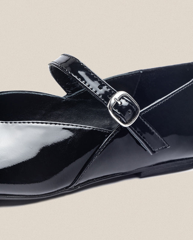 yokono Bailarina ARI-001 negro En oferta