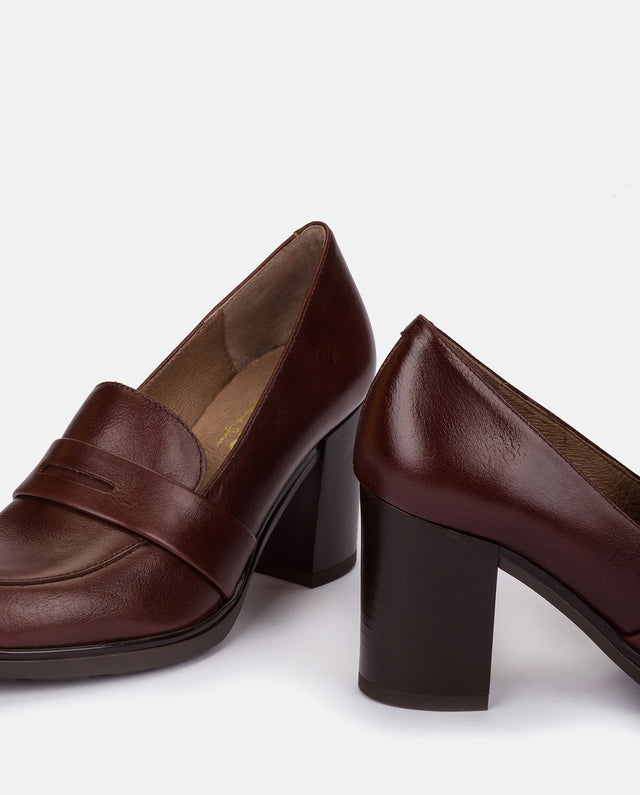 yokono Zapato de tacón KIEL-001 MARRON Precios de Black Friday
