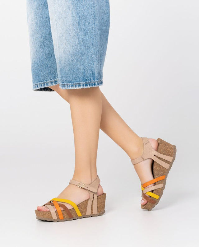 yokono Sandalia cuña Bari 302 beige Descuentos del mes