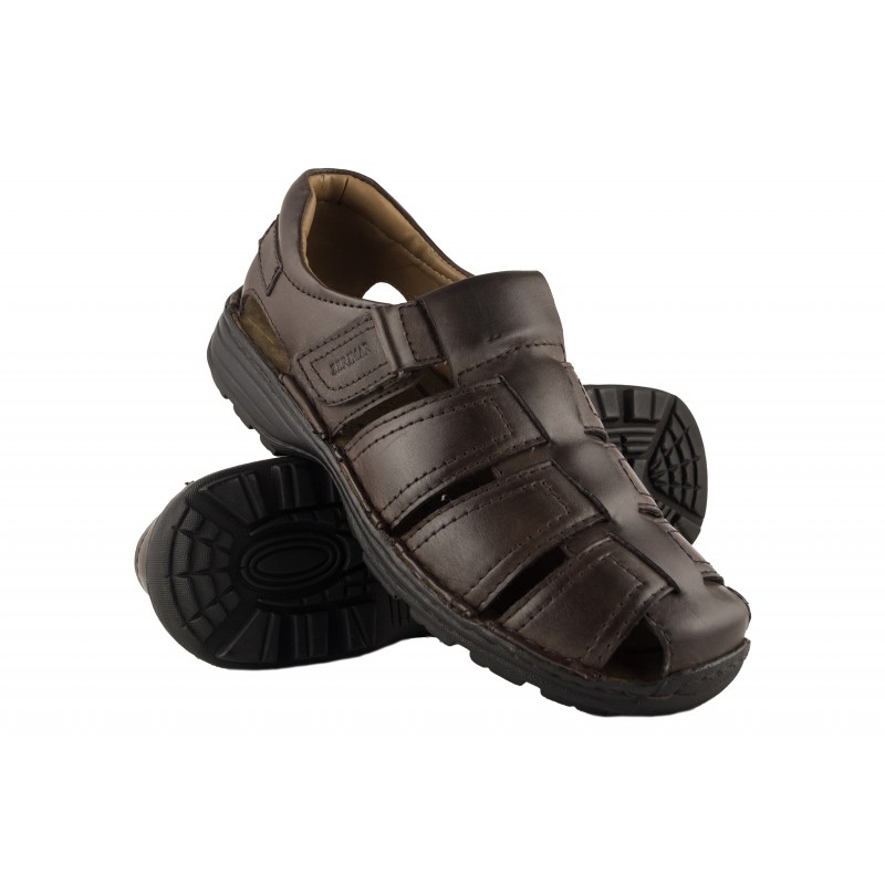 zerimar shoes Sandalia de piel cerrada con velcro modelo KUNO