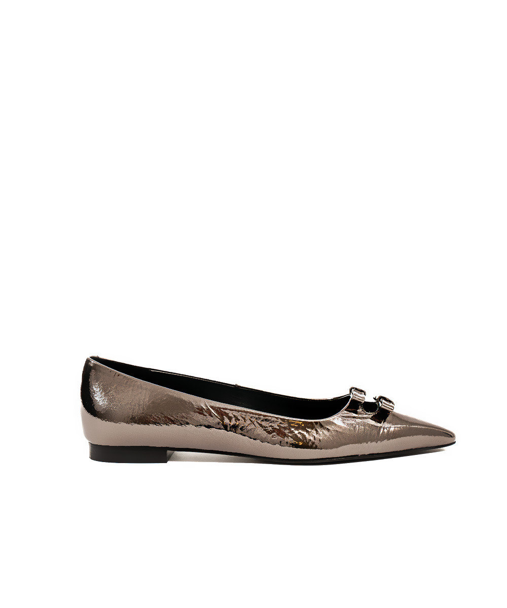 zinda Zapato plano de piel metalizada gris con dos lazos