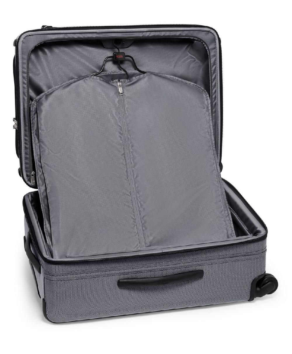 Tumi Alpha X Maleta expansible Short Trip 66 cm En oferta