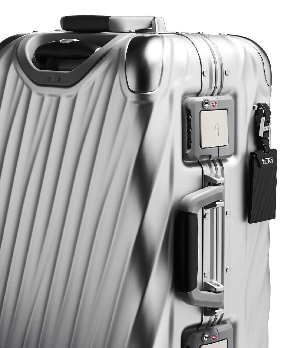 Tumi 19 Degree Aluminium Maleta de mano International 56 cm Envío internacional gratuito